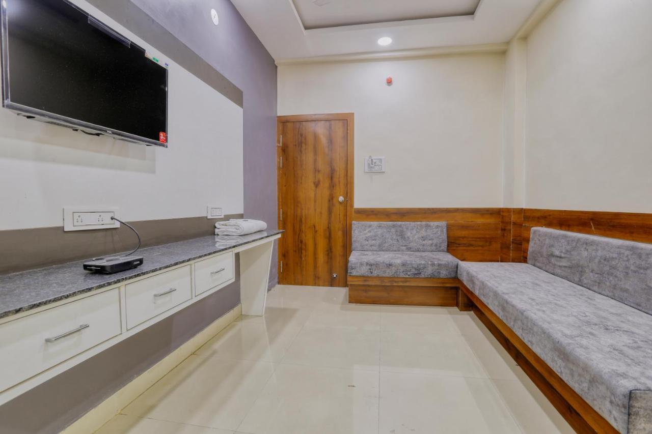 Hotel Kumar Atithi Nivas